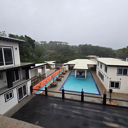 Chelle'S Suites And Restaurant Camp Bay Buitenkant foto