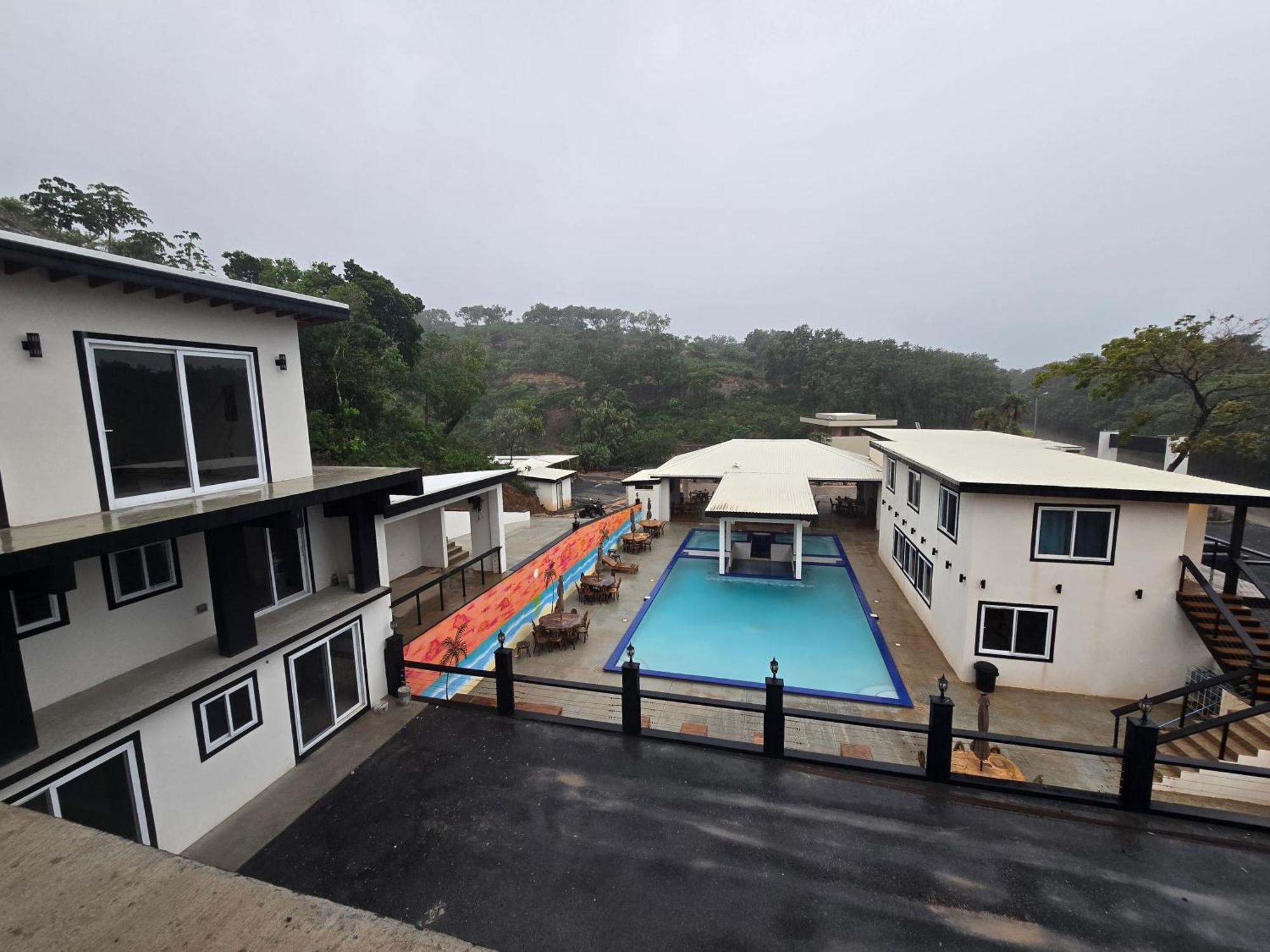 Chelle'S Suites And Restaurant Camp Bay Buitenkant foto